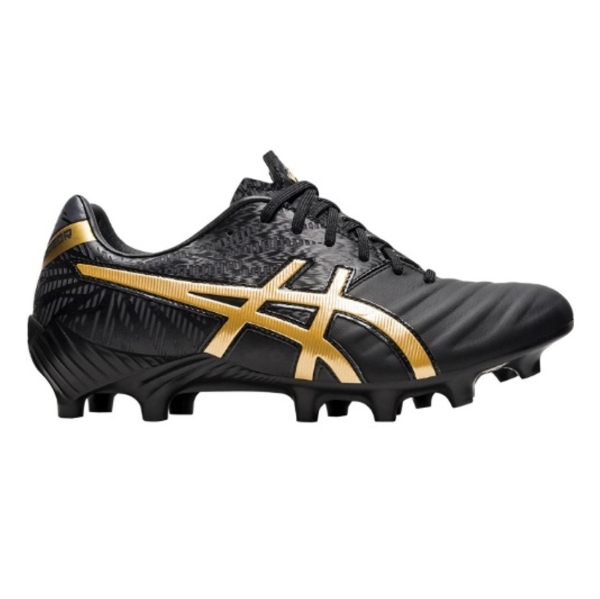 asic soccer boots
